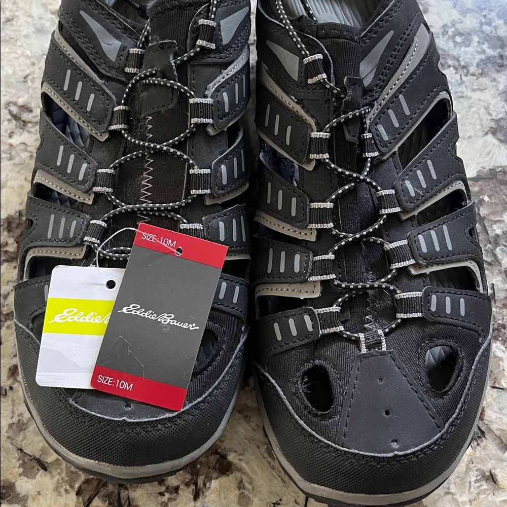 Eddie Bauer Black water shoes. Size 10M (runs big) NWT - Picture 3 of 4